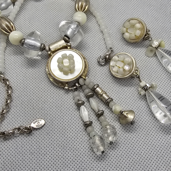 Vintage Robert Rose Mother of Pearl Necklace and Clip Earrings Set - Picture 3 of 12